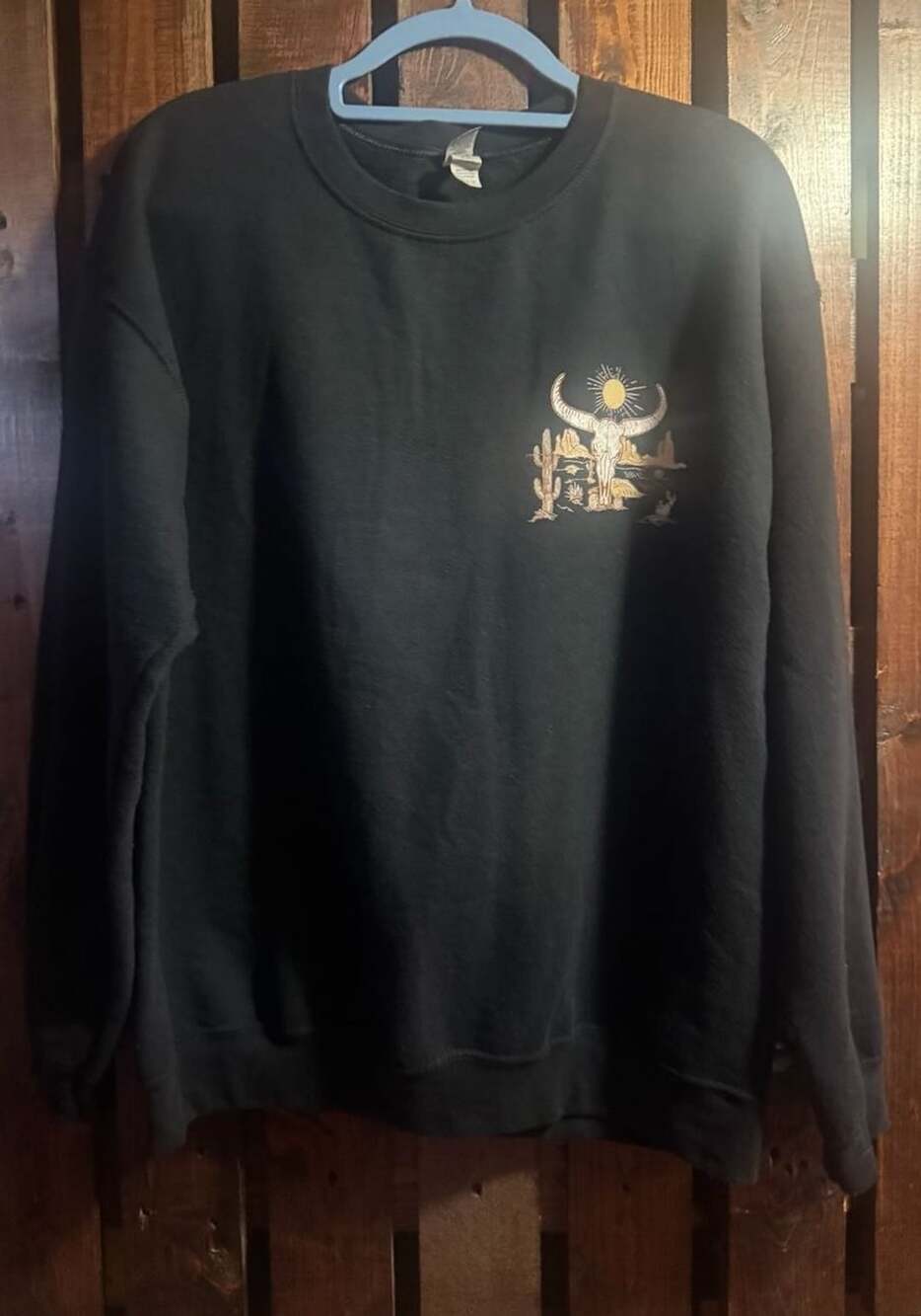 Gildan Heavy Blend Wild Ones Sweatshirt Size L Black